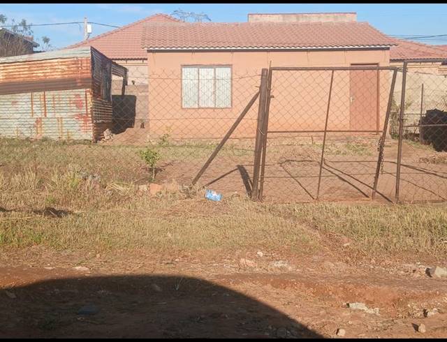2 BEDROOM HOUSE FOR SALE IN SOSHANGUVE SOUTH